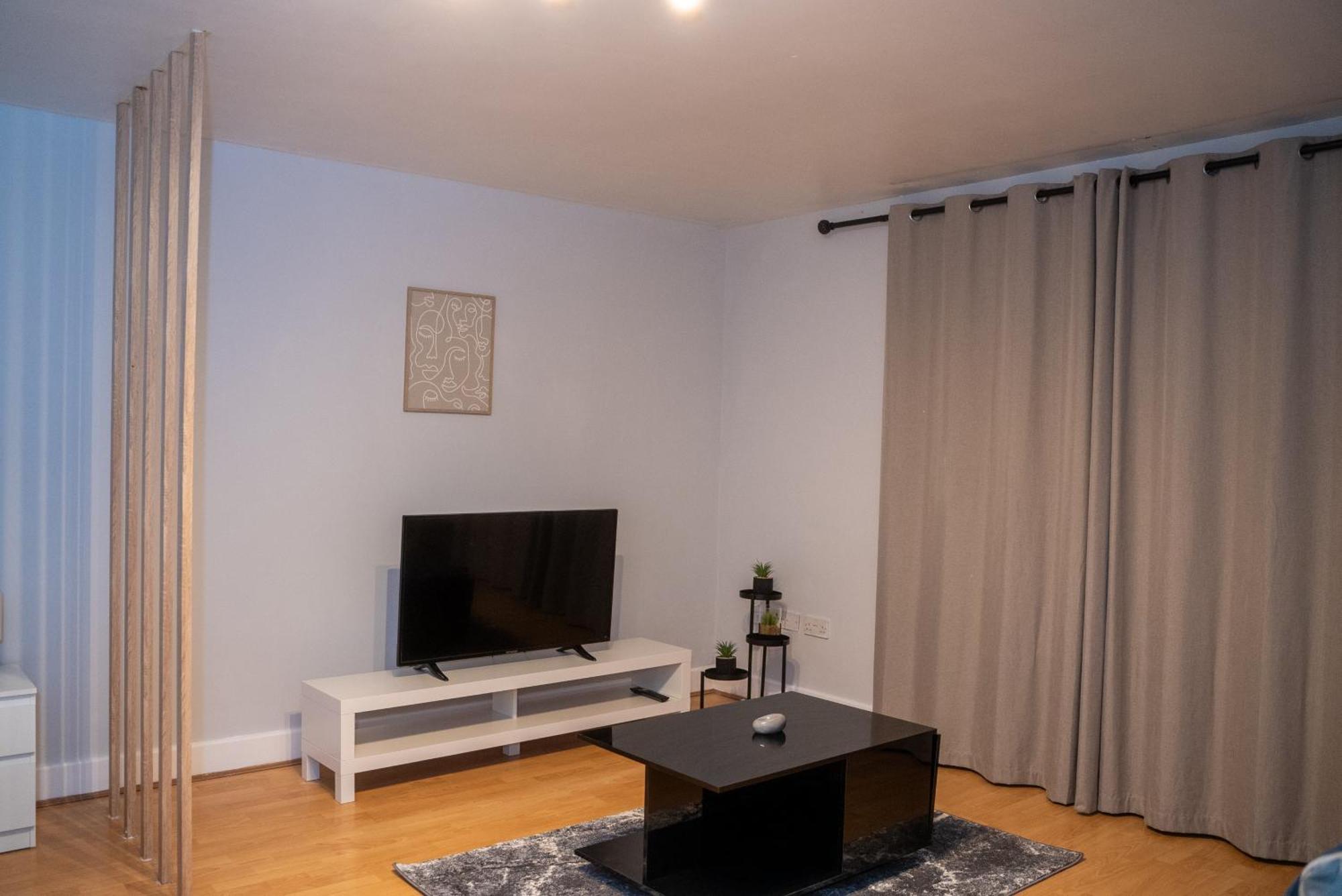 Cozy 1 Bed In Canary Wharf - Near Excel & Greenwich With Gym Acces London Exterior photo